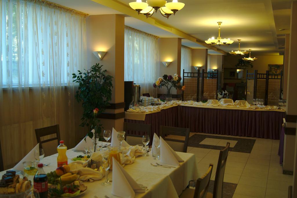 HotelsЛюблин Экстерьер фото
